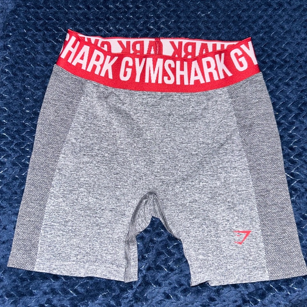 Gymshark Flex Shorts (Red) size small